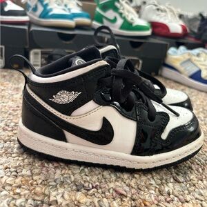 Jordan 1 mid size 9C